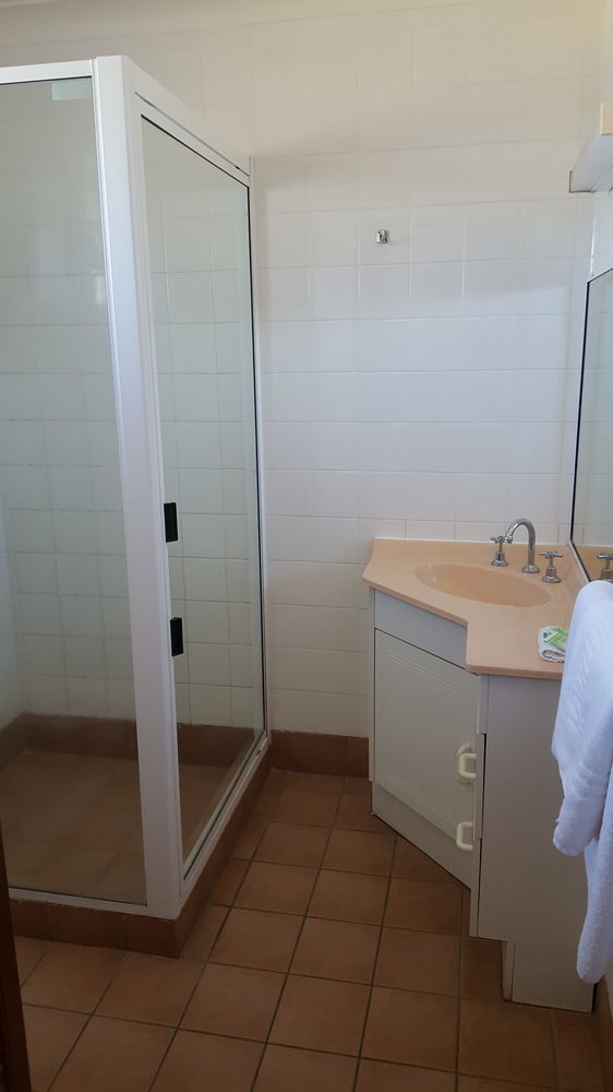 Almond Inn タムワース エクステリア 写真